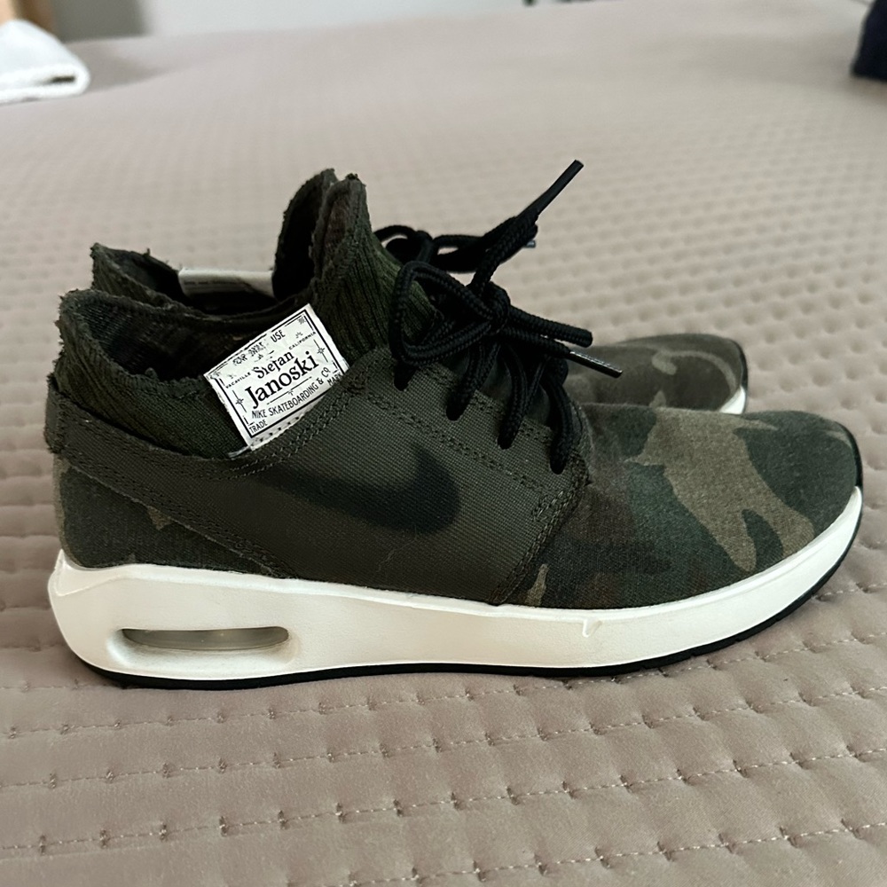 Nike SB Air Max Janoski 2 Premium
